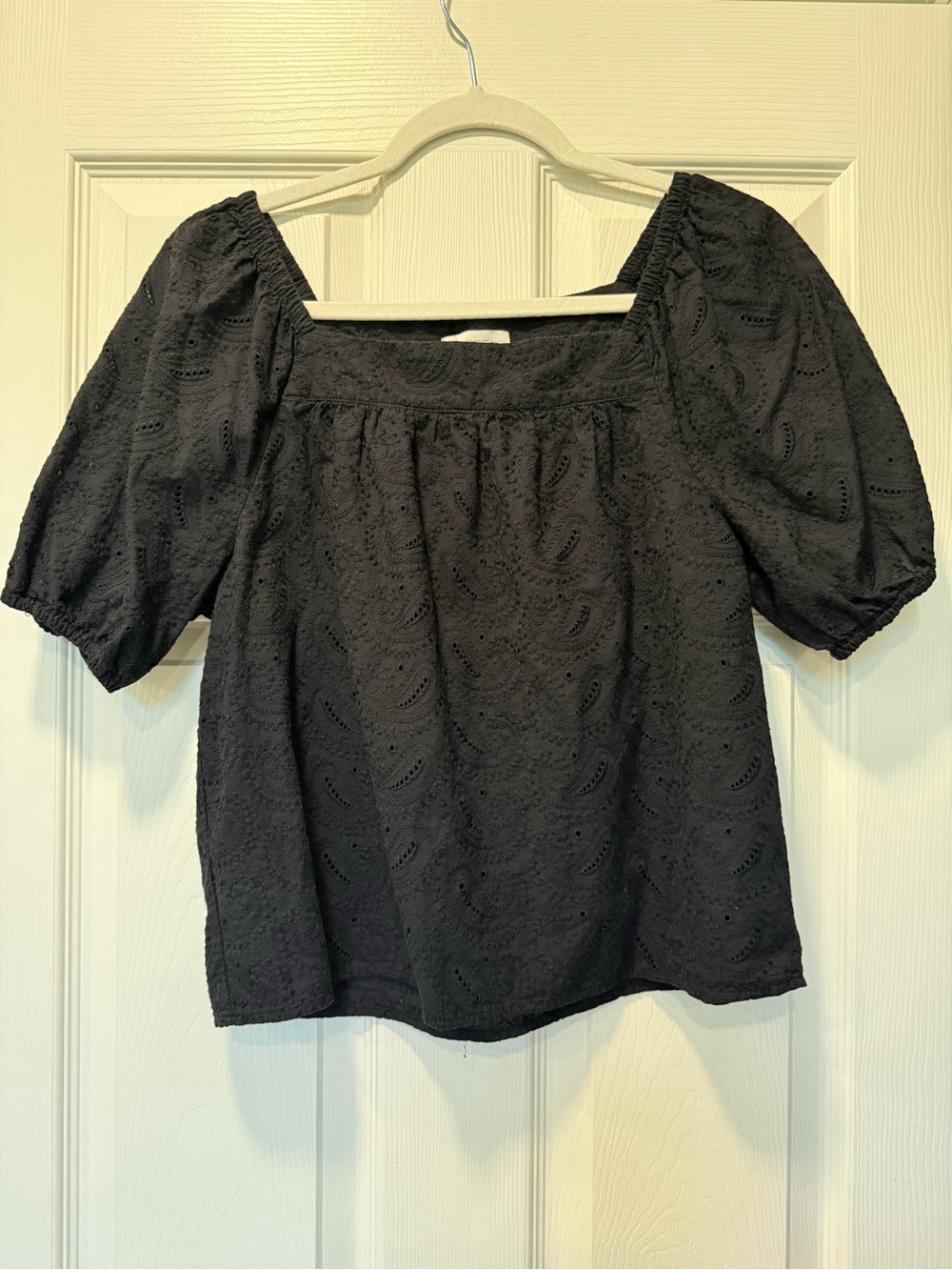 Women’s Loft Outlet Black Eyelet Puff Sleeve Top